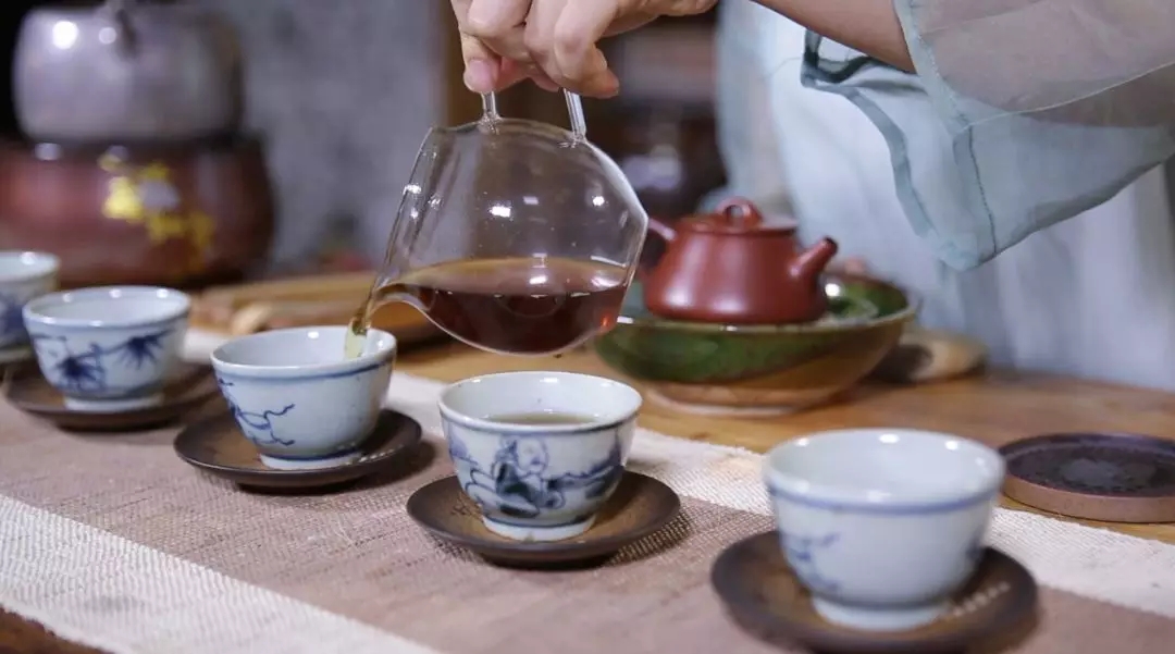 茶叶小百科｜冬季适合煮饮的四款茶